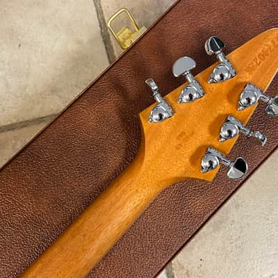 2024 Gibson USA '70s Flying V Electric Guitar Antique Natural image 8