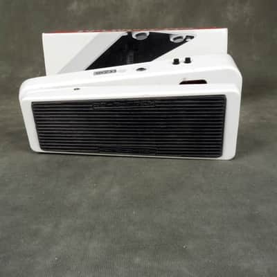 Dunlop 105Q Cry Baby Bass Wah 1999 - Present - White image 8