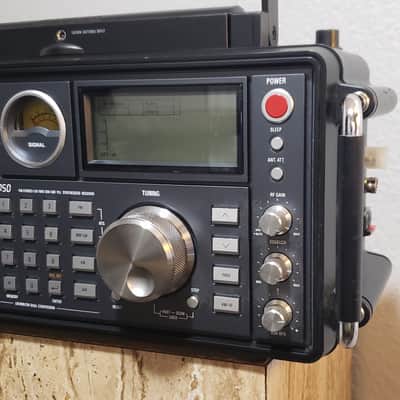 Eton Grundig Satellit 750 Ultimate 2013 Black image 2