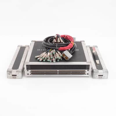 Mosses & Mitchell 96-point TT Patch Bay with 2 Mogami Snakes & Road Case #28393 image 2