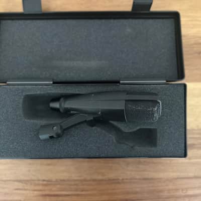 Sennheiser MD 421 II Cardioid Dynamic Microphone MATCHED STEREO PAIR! image 3