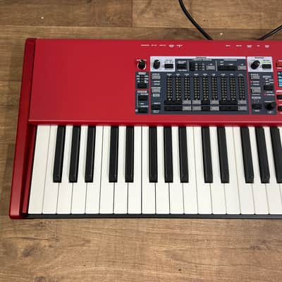 Nord Electro 6 HP 73 Stage Piano; Serial No: EQ14441 | Second Hand image 2