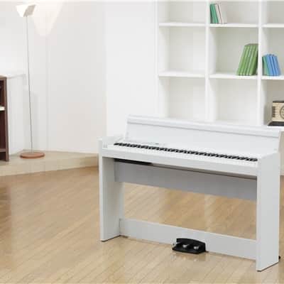 Korg - LP-380-WH U image 1