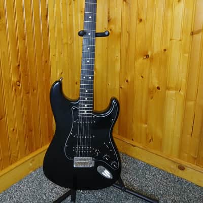 Fender Highway One Stratocaster HSS with Rosewood Fretboard 2006 - 2011 - Flat Black image 9