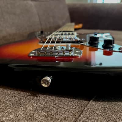 Fender Vintera III Mid '60s Jaguar with Fender Deluxe Gig Bag and case candy 2026 Model in 3-Color Sunburst image 14