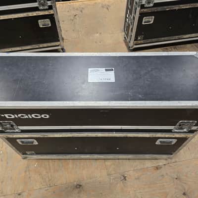 Digico SD10 Mixing Console image 12