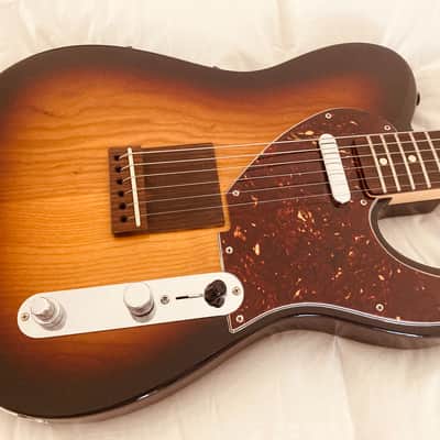 Fender Acoustasonic Telecaster 2010 - 2012 Sunburst image 2