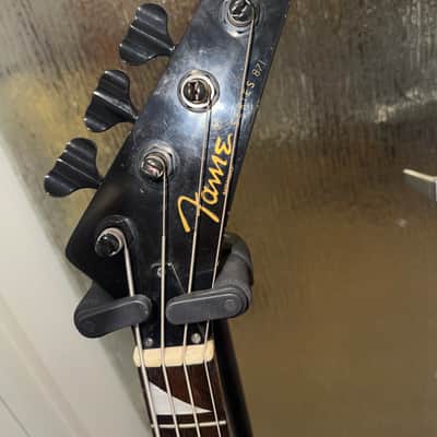 1985 Hondo Fame Series 871 Flying V Bass (Samick Korea - Factory Grover Tuners) image 3