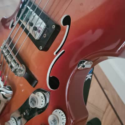 Vox Astro IV Bass 1960s - Sunburst image 3