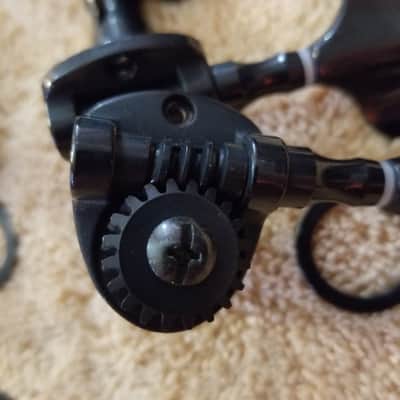 Bass tuners 5-string 3+2 - Black image 4
