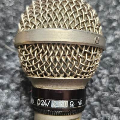 Vintage AKG D24/200ohm in original box image 2