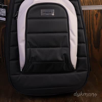 MONO M80 Classic Dual Bass Guitar Case Jet Black image 4