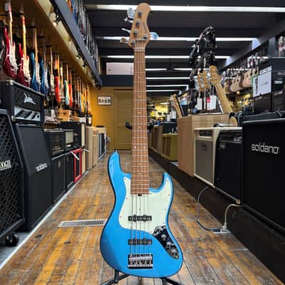 Sadowsky MetroExpress 21 Fret Vintage JJ Bass 5-String Ice Blue Metallic High Polish w/Maple Fingerboard, Padded Gig Bag image 4