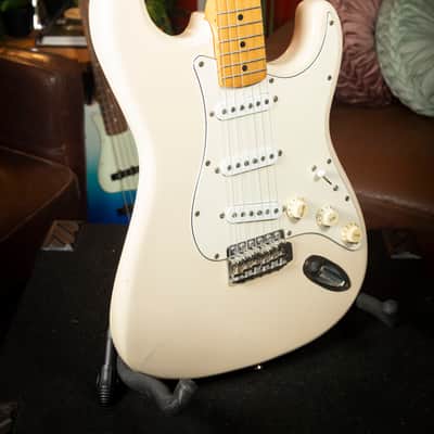 Fender Stratocaster 1993-1994 - White image 3