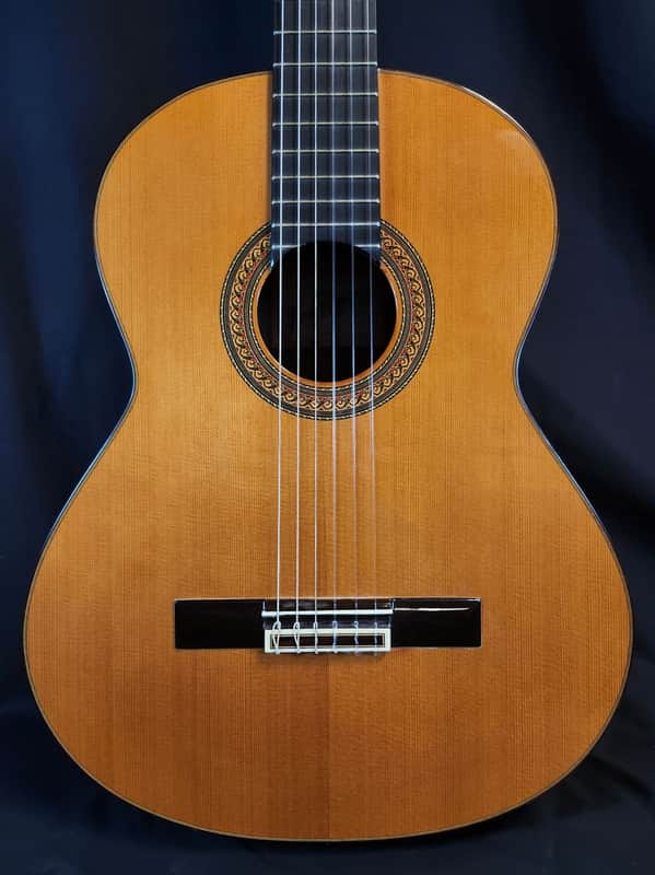 Jose Ramirez Pre Owned 1995 Vintage R4 all Solid CLassical Guitar With Case image 1