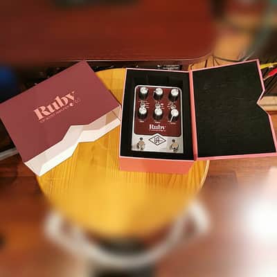Universal Audio Ruby ’63 Top Boost Amplifier image 3
