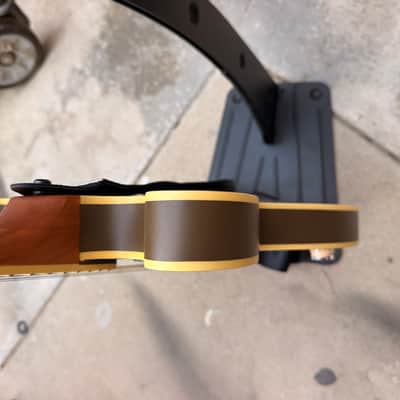 Epiphone Tom DeLonge Signature ES-333 2008 - 2019 - Brown with Cream Stripe image 6