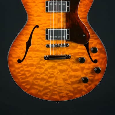 Collings 620 Semi-Hollow Premium Quilted Maple and Mahogany with Full Body Iced Tea Sunburst Custom NEW image 4