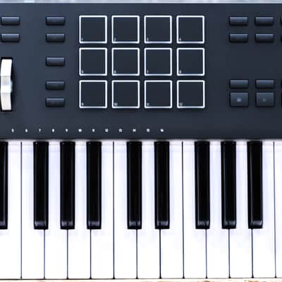 Arturia KeyLab 61 Mk3 Universal MIDI Controller 61-Note Semi-Weighted w/Box image 3