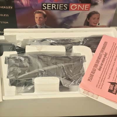 Samson Series One UHF True Diversity Instrument Wireless System image 3