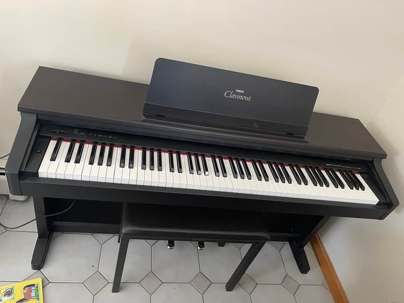 美品　YAMAHA Clavinova CLP-122 Yamaha CSP-122S Clavinova 88-Key Digital Piano 2019 - Present