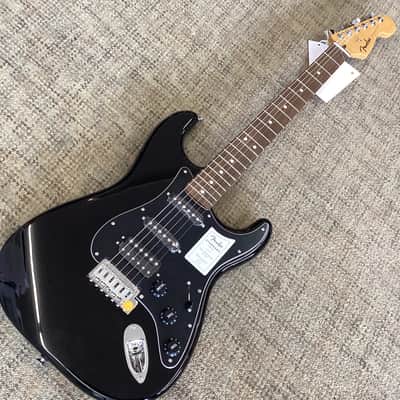 Fender Standard Stratocaster HSS 2025 in Black image 2