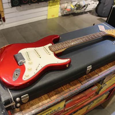 Fender Stratocaster with Rosewood Fretboard 1966 - 1971 - Candy Apple Red image 2