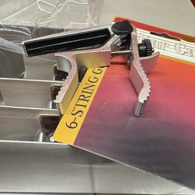 New Bartoc GP004 | 6-String Spring Guitar Capo | Plastic & Metal | Acoustic & Electric Guitar image 4