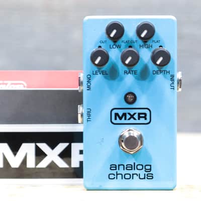 MXR M234 Analog Chorus Analog Bucketbrigade Circuitry Chorus Effect Pedal w/Box image 7