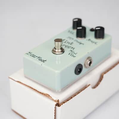 BearFoot BJF Design Mint Green Mini Vibe BJF Design Bearfoot Mint