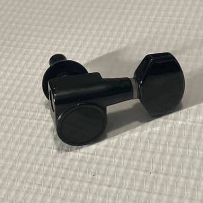 2000's Korean Era Ibanez RG & S Series Black Dual Pin Tuning Pegs Tuners 6 In LIne image 4