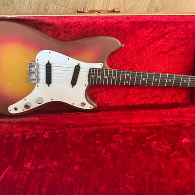 Fender Duo-Sonic 1961 - Sunburst with OHSC image 6