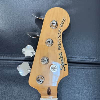 Fender Squier Classic Vibe Precision - Maple Neck image 2