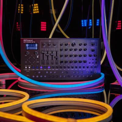 Roland SH-4d Desktop Synthesizer image 5