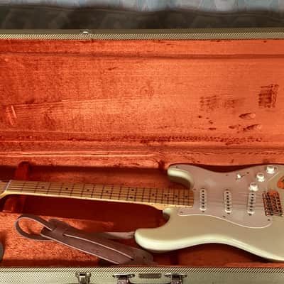 Fender 50th Anniversary American Vintage '57 Stratocaster 2007 - Mary Kaye image 24