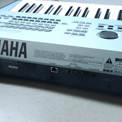 Yamaha Motif XS 6 Production Synthesizer 2000s - Gray image 6