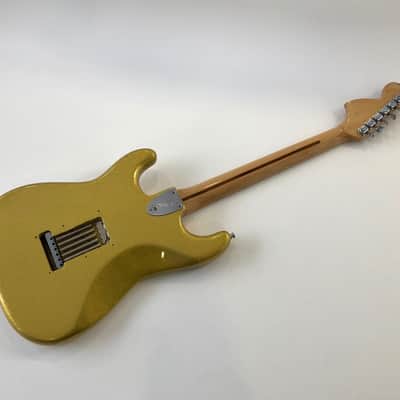 Fender Stratocaster with 3-Bolt Neck, Maple Fretboard 1976 Gold Sparkle image 4