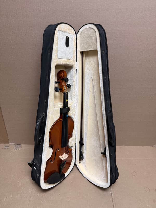 Mendini MV-200 3/4 Violin Outfit w/ Bow & Case – Used – Good Condition image 1