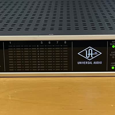 Universal Audio Apollo 8 QUAD Thunderbolt Audio Interface 2010s - Silver Incl. tons of plugins image 1