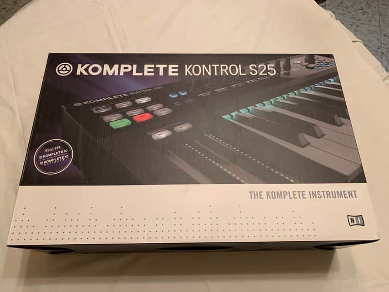 Native Instruments Komplete Kontrol S25 2010s - Black image 1
