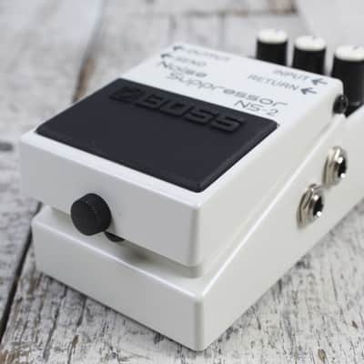 Boss NS-2 Noise Suppressor Pedal Electric Guitar Suppressor/Gate Effects Pedal image 7