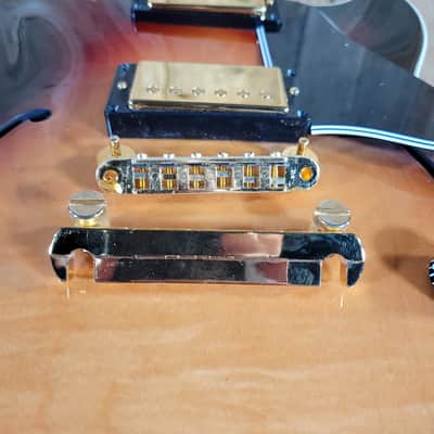 Gibson ES-137 Custom 2000s w/ Original Case - Sunburst image 25
