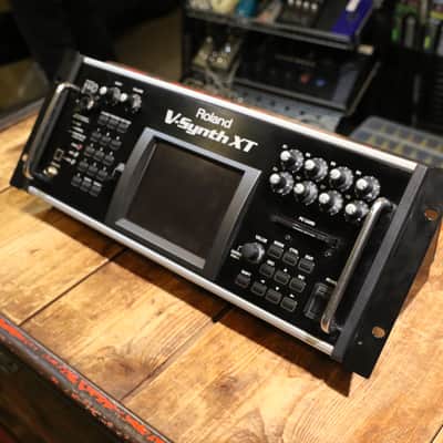Roland V-Synth XT Rack Mount Digital Synthesizer 2005 - 2009 - Black image 3