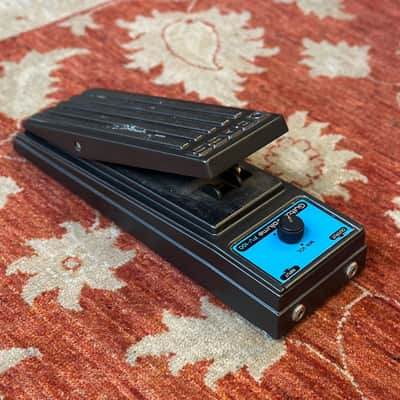BOSS FV-100 Guitar Volume image 3