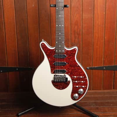 Brian May Guitars BMG Special LE White Electric Guitar image 2