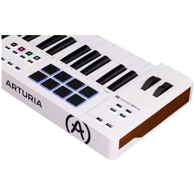 Keylab Essential 49 MK3 MIDI Keyboard image 3