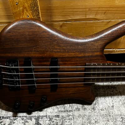 Warwick German Pro Series Thumb BO 4 Electric Bass Guitar image 2