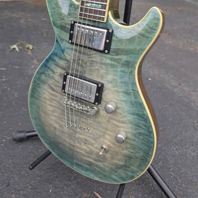 Diamond (formerly DBZ) Monarch EX 2017 Ice Blue Quilt Top w/Factory Hardshell Case image 8