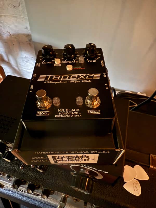 Mr. Black Tapex 2