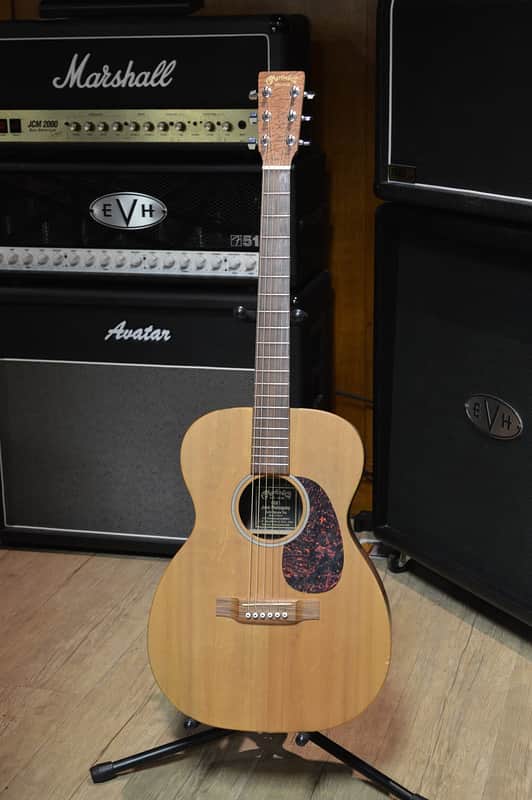 Martin 00X1 Solid Top Java Mahogany 00 Acoustic image 1